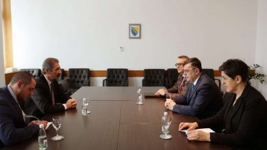 Photo of Tegeltija s ambasadorom Palestine u BiH razgovarao u budućoj saradnji