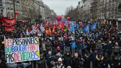 Photo of Francuska: Hiljade radnika na ulicama zbog nametanja penzione reforme