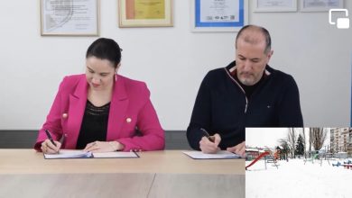 Photo of Karić i Tanović potpisali sporazum o izgradnji dječijeg igrališta na Čengić Vili
