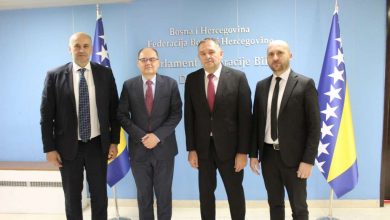 Photo of Schmidt s rukovodstvom Doma naroda Parlamenta FBiH o radu Doma naroda i uspostavi vlasti u FBiH