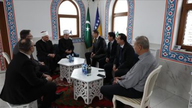 Photo of Član Predsjedništva BiH u Kozarcu: Denis Bećirović ponudio pravnu i svaku drugu pomoć Amir ef. Mahiću