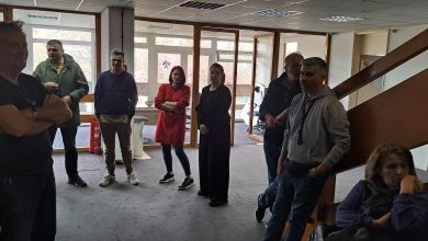 Photo of Postignut dogovor zaposlenika i Nadzornog odbora TVSA o isplati novčane pomoći odobrene od Vlade KS
