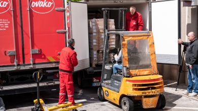 Photo of AKOVA Grupacija donira 35 000 kilograma piletine i mesnih prerađevina
