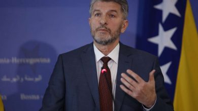 Photo of Mehmedović: U državnim institucijama 783 Bošnjaka manje nego što im to po zakonu i Ustavu pripada