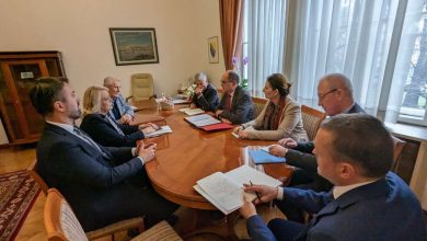 Photo of Schmidt održao sastanak sa predsjednicom Federacije BiH i dva potpredsjednika, stavovi ostaju isti