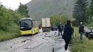 Photo of U teškoj saobraćajnoj nesreći poginuo direktor SŠC Hadžići i učenik, hitno potrebna krv za nastavnika