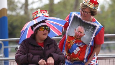 Photo of Sve spremno za krunisanje kralja Charlesa III: U Londonu praznična atmosfera