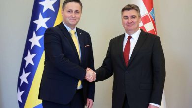 Photo of Bećirović u Zagrebu: Dodik je sigurnosna prijetnja