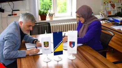 Photo of Hota-Muminović i Mandić realizuju projekte na nivou Kantona i Općine za djecu i obrazovanje