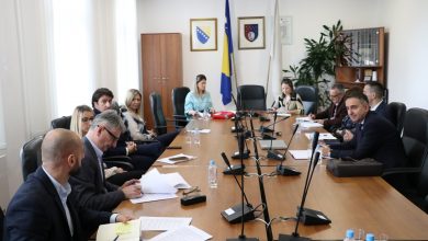Photo of Mjere iz Akcionog plana o naplati komunalnih usluga tema sastanaka VSTV-a i Vlade KS