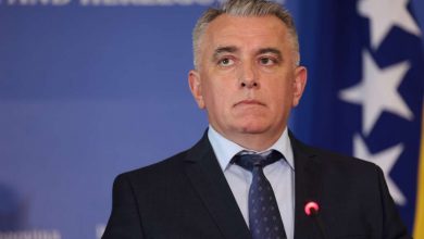 Photo of Špago: Odbijanjem smanjenja enormnih primanja vladajuća većina pokazala svoju beskrupuloznost