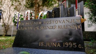 Photo of Obilježena 28. godišnjica ubistva građana  u Osnovnoj školi “Skender Kulenović”
