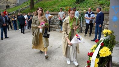 Photo of Godišnjica pogibije tri djevojčice: Prerano prekinuta djetinjstva u opkoljenom Sarajevu