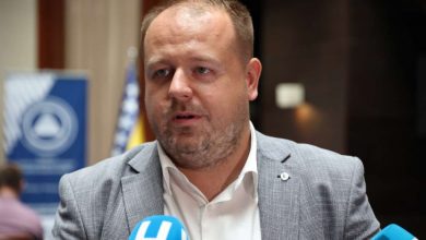 Photo of Šabanović o radu Parlamenta FBiH: Sve stoji zbog par imenovanja