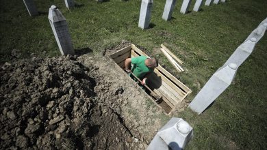 Photo of Pripreme za kolektivnu dženazu žrtava genocida 11. jula: U Potočarima se završava kopanje mezara