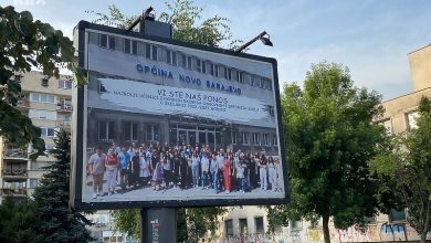 Photo of Općina Novo Sarajevo najbolje učenike nagradila objavom na bilbordu: Vi ste naš ponos