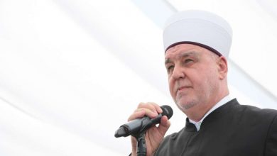 Photo of Reis Kavazović u Rabranima: Vjerski objekti predstavljaju iskonsko pravo ljudi da budu vjernici