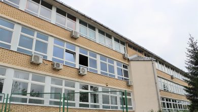 Photo of Premijer Uk i gradonačelnica Karić: “Osnovci iz Velešića imat će bolje uslove”
