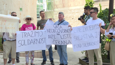 Photo of Protesti teških pacijenata zbog kršenja prava na liječenje