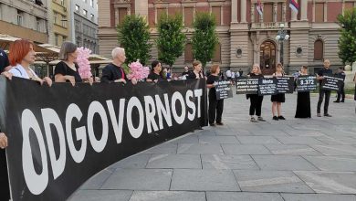 Photo of Žene u crnom: Nikada nećemo zaboraviti genocid u Srebrenici