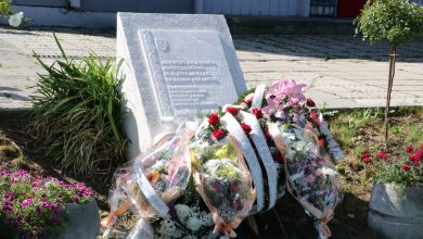 Photo of Ubijeni u redu za hljeb: Obilježena 31. godišnjica masakra na Trgu solidarnosti