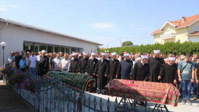 Photo of U Gradačcu klanjana dženaza ocu i sinu koje je ubio Sulejmanović