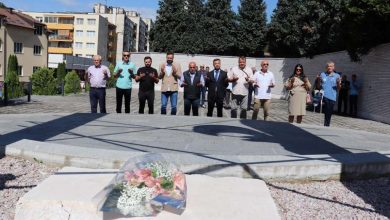 Photo of Polaganjem cvijeća na spomen obilježjima u BPK obilježena godišnjica formiranja Prvog korpusa ARBiH