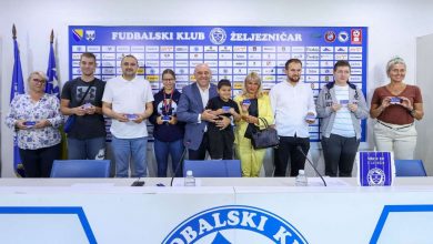 Photo of FK Željezničar uručio 160 sezonskih karata predstavnicima domova i udruženja koja brinu o djeci