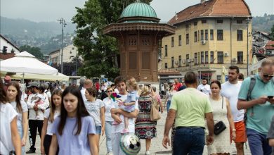 Photo of BiH: Turisti preplavili ulice Sarajeva