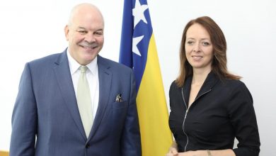 Photo of Aggeler čestitao Bosni i Hercegovini na uspješnom uklanjanju kasetne municije: Nastavak saradnje Ministarstva civilnih poslova i OSCE-a