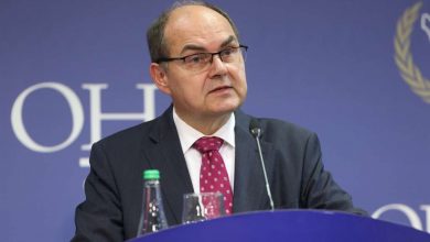 Photo of Schmidt: Sloboda kretanja između dva entiteta mora biti osigurana u svakom trenutku