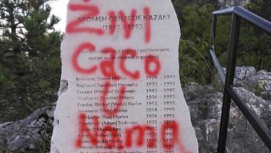 Photo of Vandali oštetili spomenik na Kazanima