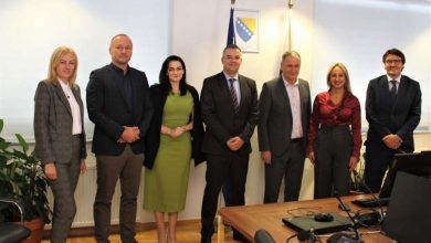 Photo of Članovi Predsjedništva VSTV-a BiH s ministrom Bunozom o provođenju izmjena i dopuna Zakona o VSTV-u