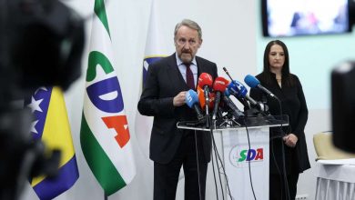Photo of SDA osuđuje blokade na entitetskoj liniji, poziva EUFOR da reaguje u skladu s mandatom