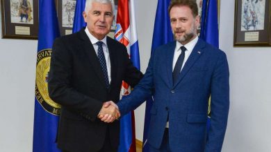 Photo of Ministar odbrane Hrvatske poručio Čoviću da Hrvatska snažno podupire put BiH prema eurointegracijama