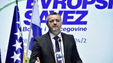 Photo of Ogrešević: Schmidt treba smijeniti Dodika ili se povući s pozicije