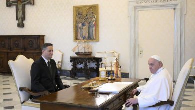 Photo of Vatikan: Papa Franjo naglasio da Bosna i Hercegovina ima posebno mjesto u njegovom srcu