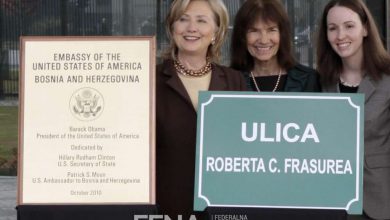 Photo of Na današnji dan prije 13 godina Hillary Clinton otvorila novu zgradu Ambasade SAD-a u Sarajevu