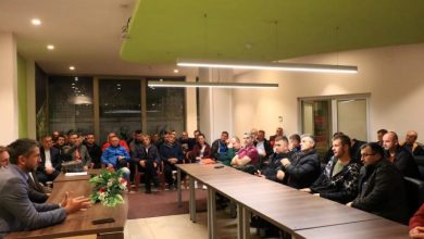 Photo of Ministri Mijatović i Hrnjić s poljoprivrednim proizvođačima i prerađivačima s područja općine Ilijaš