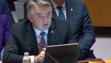 Photo of Komšić čestitao Dan Armije RBiH: Jedine legitimne vojne formacije koje su branile nezavisnost BiH