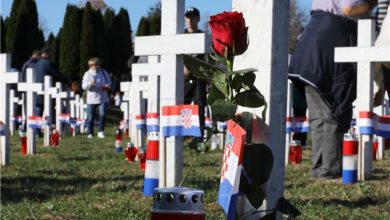 Photo of Dan sjećanja na žrtvu Vukovara i Škabrnje
