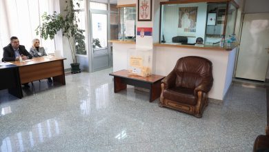 Photo of Sarajevo: Glasanje u Ambasadi Srbije protiče bez problema