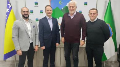 Photo of Bošnjak u prvoj posjeti Hadžićima: Poboljšat ćemo vodovodnu i kanalizacionu mrežu