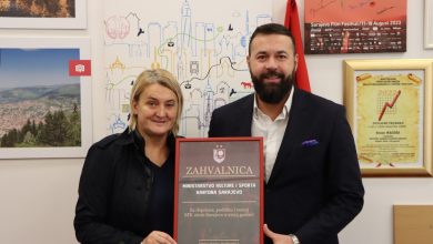 Photo of Ministar Magoda ugostio najtrofejniji ženski nogometni klub SFK 2000 Sarajevo