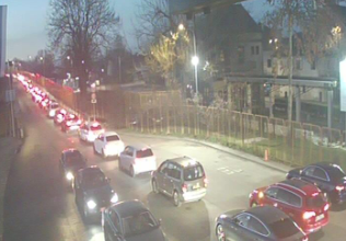 Photo of Na graničnom prelazu Bosanska Kostajnica duge kolone na ulazu u BiH