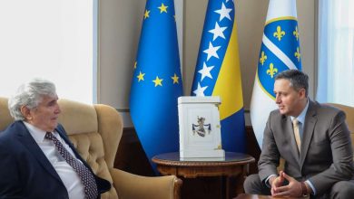 Photo of Bećirović o važnosti djelovanja intelektualne zajednice razgovarao s akademikom Mahmutćehajićem