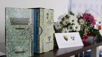 Photo of Promovisana monografija „Dobitnici najviših ratnih priznanja i odlikovanja Općine Novo Sarajevo“