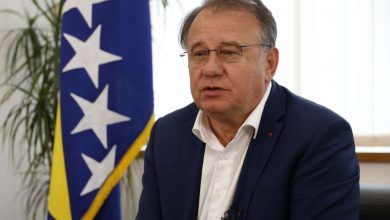 Photo of Nikšić najavio da će održati sastanak s predstavnicima trgovina o cijenama