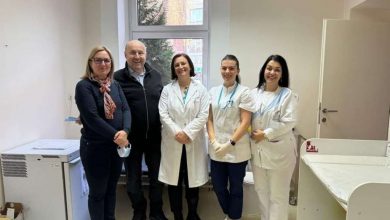 Photo of Hasanović i  Kapo obišli vakcinalne punktove: Za dva dana vakcinisano 713 mališana