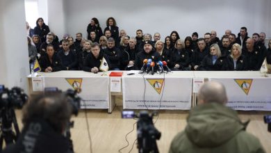 Photo of Sindikat osnovnog obrazovanja i odgoja KS: Održani pregovori, štrajk upozorenja se nastavlja